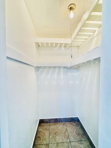 3140 SW 21st Street, Fort Lauderdale, FL 33312