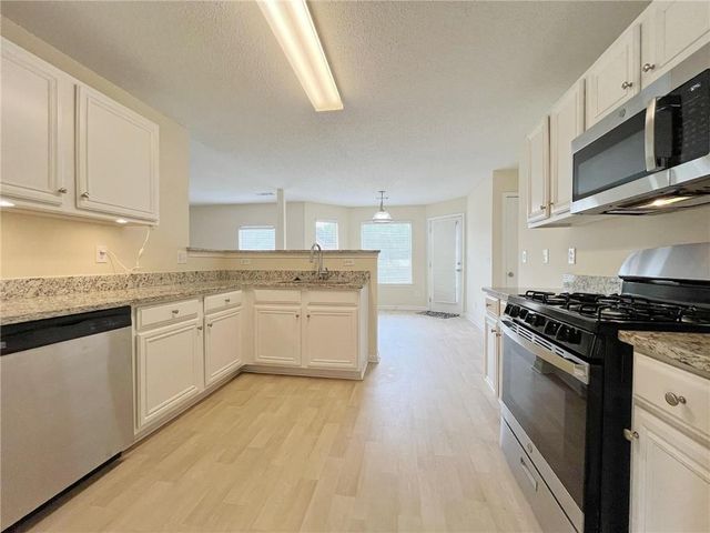 1950 Lily Stem NE Trail, Auburn, GA 30011