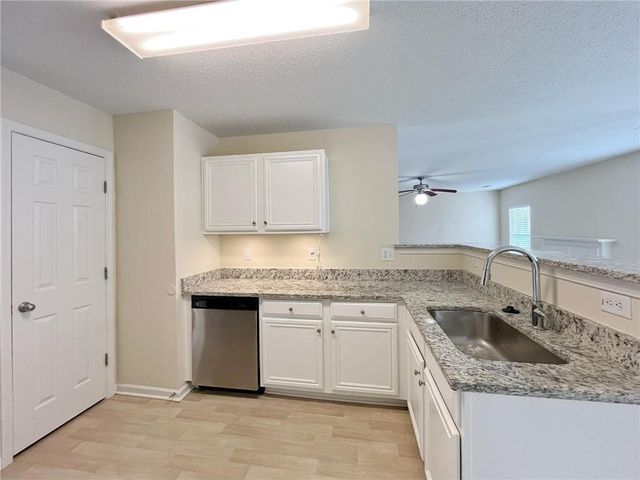 1950 Lily Stem NE Trail, Auburn, GA 30011