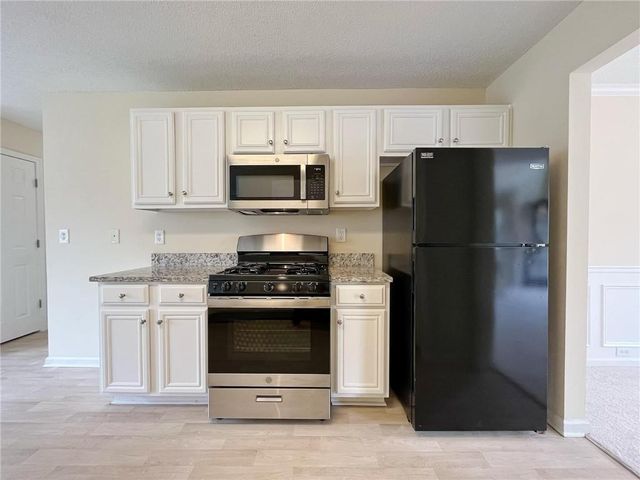 1950 Lily Stem NE Trail, Auburn, GA 30011