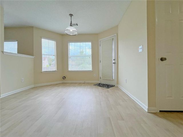 1950 Lily Stem NE Trail, Auburn, GA 30011