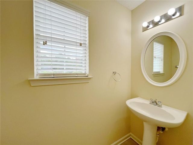 1950 Lily Stem NE Trail, Auburn, GA 30011