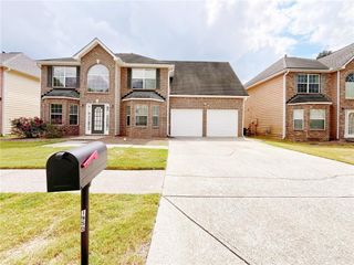 1950 Lily Stem NE Trail, Auburn, GA 30011