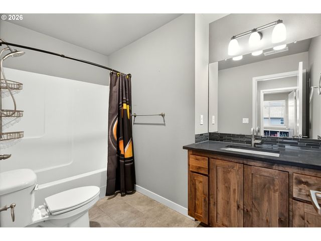 12343 Ne 115TH St, Vancouver, WA 98682