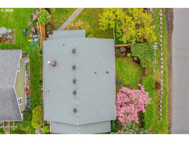 8908 Ne WYGANT St, Portland, OR 97220