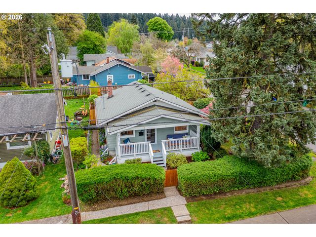 8908 Ne WYGANT St, Portland, OR 97220