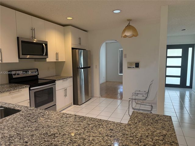 2444 Stonegate Drive, Wellington, FL 33414