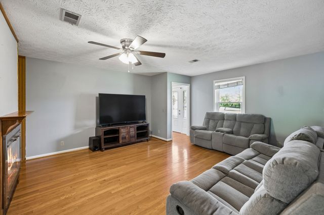 920 Kelly June Dr, Mount Juliet, TN 37122