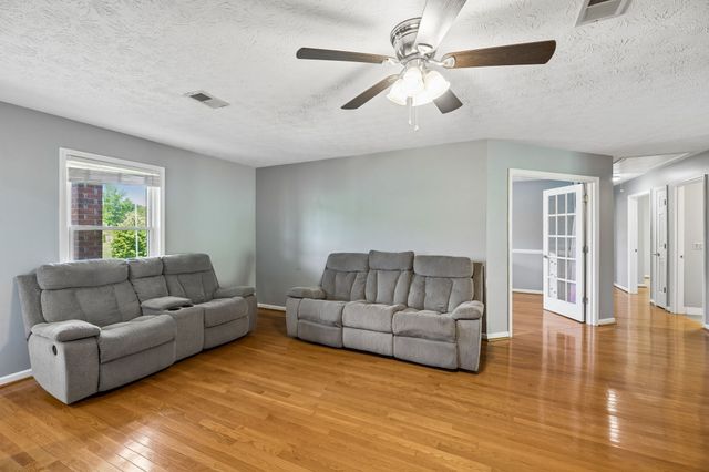 920 Kelly June Dr, Mount Juliet, TN 37122