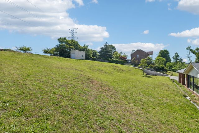920 Kelly June Dr, Mount Juliet, TN 37122