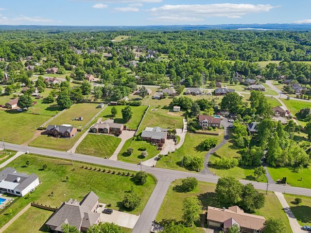 920 Kelly June Dr, Mount Juliet, TN 37122