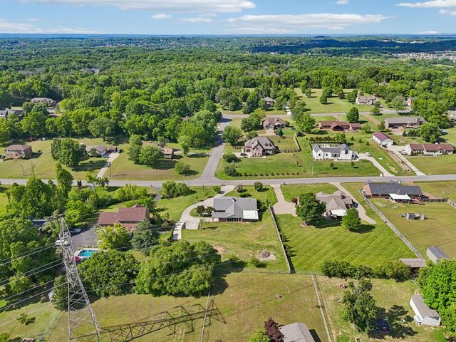 920 Kelly June Dr, Mount Juliet, TN 37122
