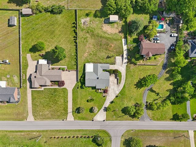 920 Kelly June Dr, Mount Juliet, TN 37122