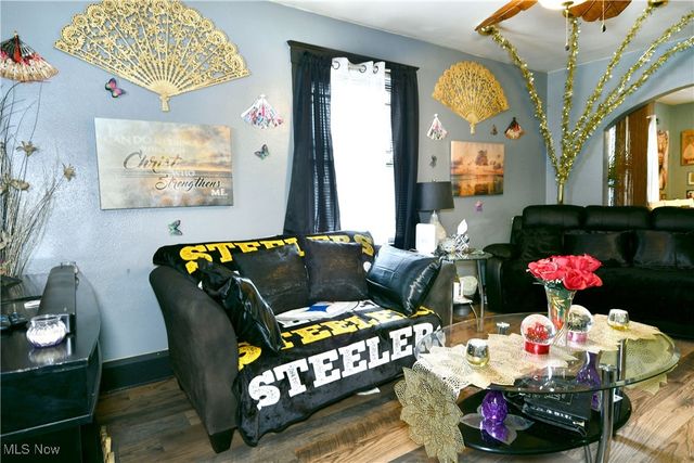 2733 Griselda Avenue, Youngstown, OH 44511