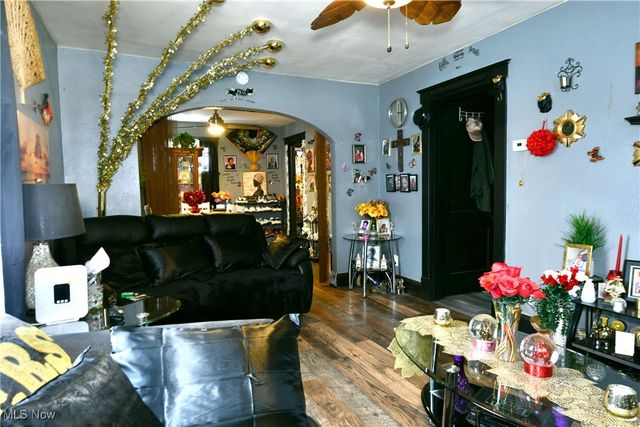 2733 Griselda Avenue, Youngstown, OH 44511