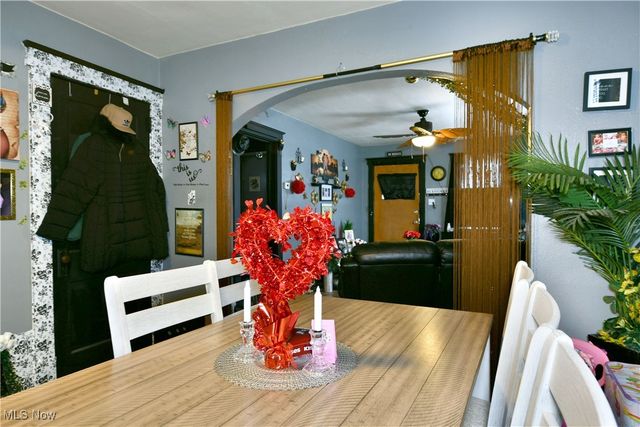 2733 Griselda Avenue, Youngstown, OH 44511