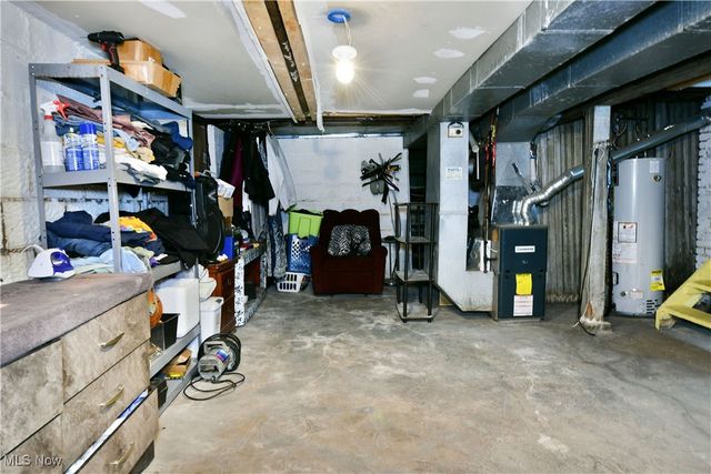 2733 Griselda Avenue, Youngstown, OH 44511