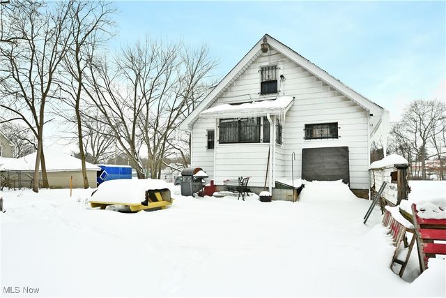 2733 Griselda Avenue, Youngstown, OH 44511