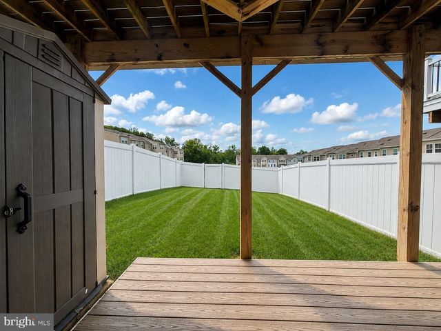 4811 HICKS DR, Fredericksburg, VA 22408