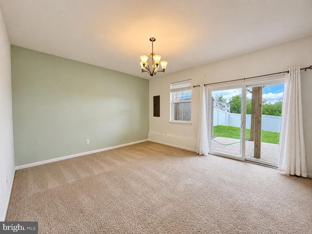 4811 HICKS DR, Fredericksburg, VA 22408