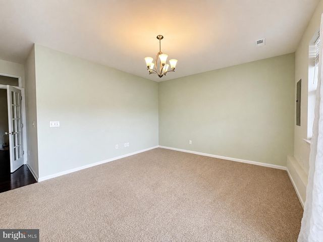4811 HICKS DR, Fredericksburg, VA 22408