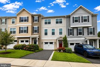 4811 HICKS DR, Fredericksburg, VA 22408
