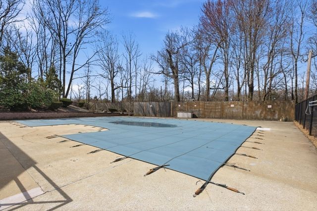 144 Marble St 403, Stoneham, MA 02180