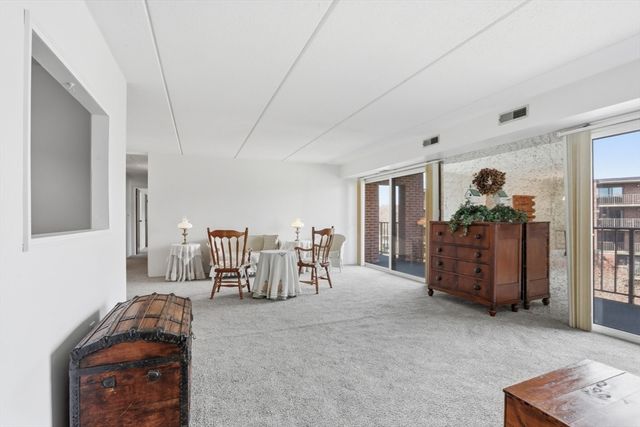 144 Marble St 403, Stoneham, MA 02180
