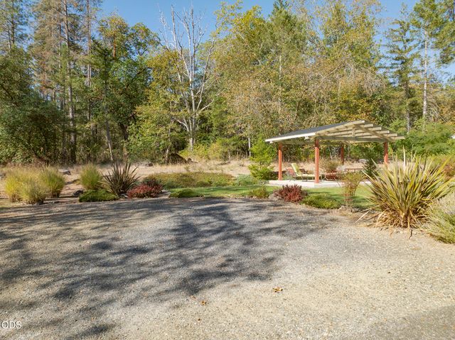 200 Stewart Road, Grants Pass, OR 97526