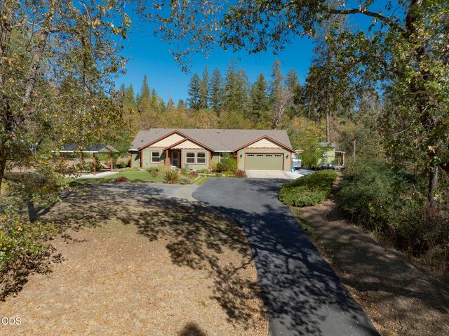 200 Stewart Road, Grants Pass, OR 97526