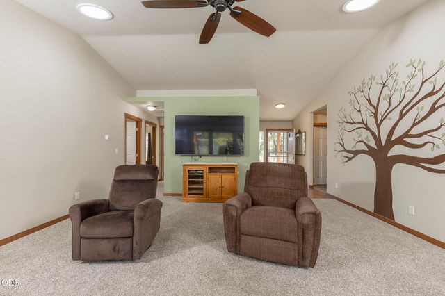 200 Stewart Road, Grants Pass, OR 97526