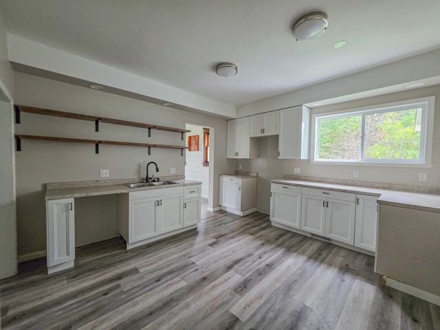 118 4th Avenue SE, Elbow Lake, MN 56531