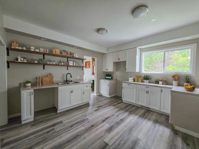 118 4th Avenue SE, Elbow Lake, MN 56531