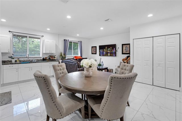 20825 SW 242nd St, Homestead, FL 33031