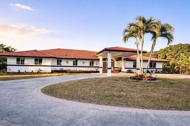 20825 SW 242nd St, Homestead, FL 33031