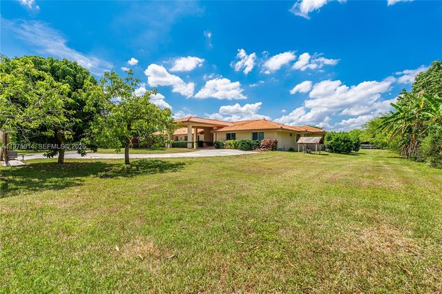 20825 SW 242nd St, Homestead, FL 33031