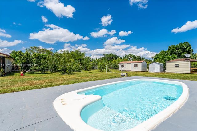 20825 SW 242nd St, Homestead, FL 33031