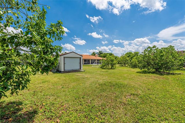 20825 SW 242nd St, Homestead, FL 33031