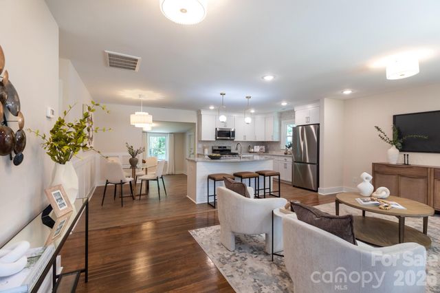3721 Bankston Place, Charlotte, NC 28215