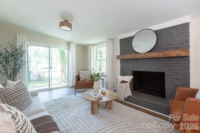 3721 Bankston Place, Charlotte, NC 28215