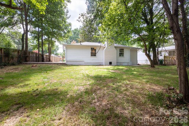 3721 Bankston Place, Charlotte, NC 28215