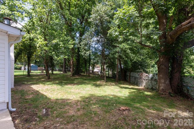 3721 Bankston Place, Charlotte, NC 28215