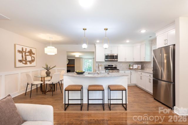 3721 Bankston Place, Charlotte, NC 28215