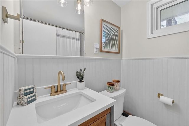 4021 W 73rd Terrace, Prairie Village, KS 66208