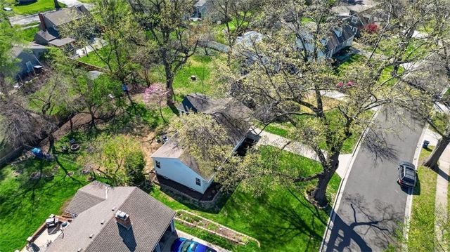 4021 W 73rd Terrace, Prairie Village, KS 66208
