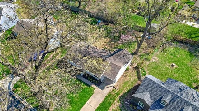4021 W 73rd Terrace, Prairie Village, KS 66208