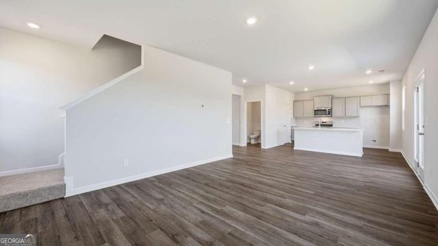 800 Pelham Way, Locust Grove, GA 30248