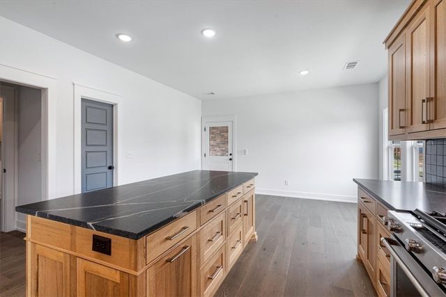 4170 Winter Evening Place, Fayetteville, AR 72704