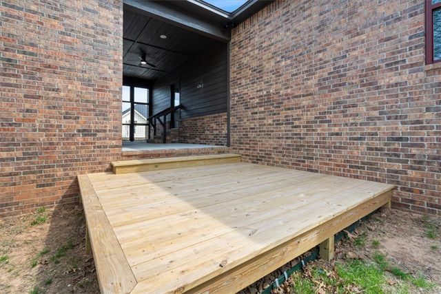 4170 Winter Evening Place, Fayetteville, AR 72704