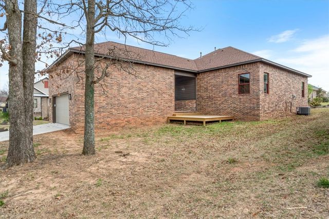 4170 Winter Evening Place, Fayetteville, AR 72704